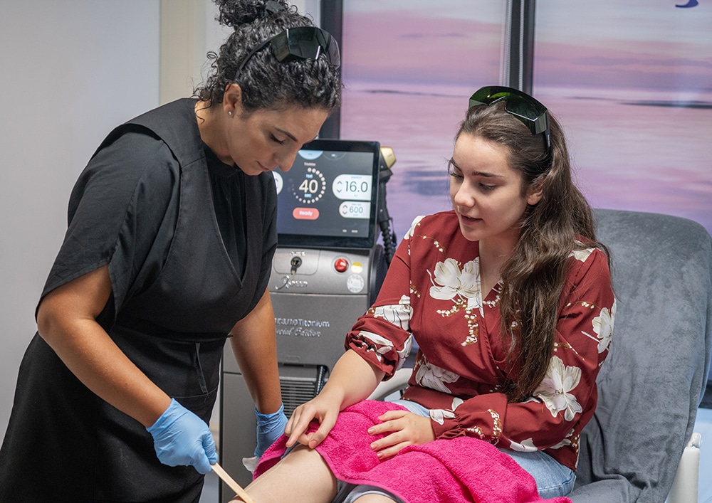 De Soprano Titanium laser in de kliniek in Hierden